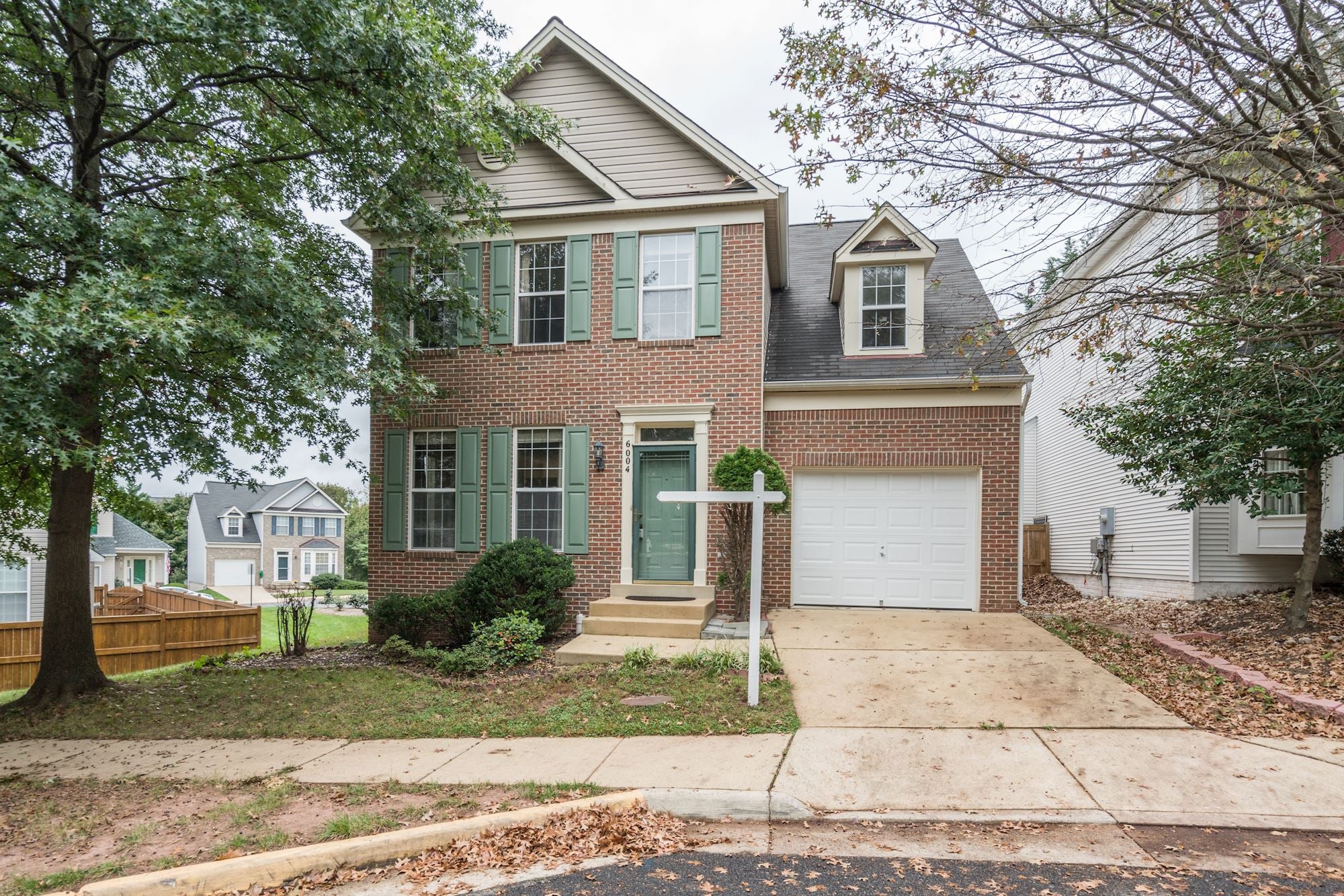 NEW LISTING 3 BD Centreville Single Family Home on Corner Lot